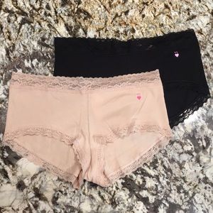 NWT VS boyshort bundle